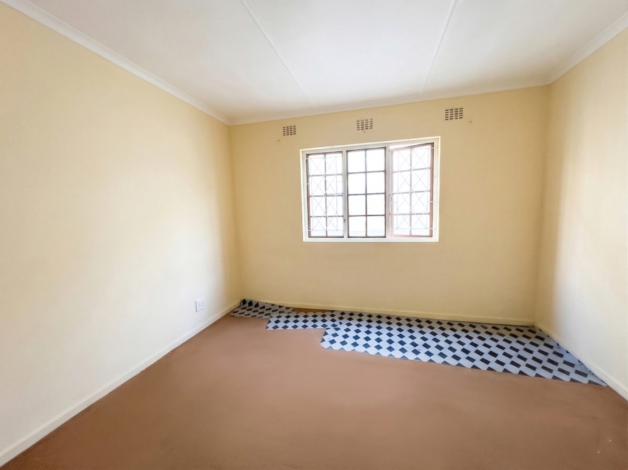 12 Bedroom Property for Sale in Quigney Eastern Cape